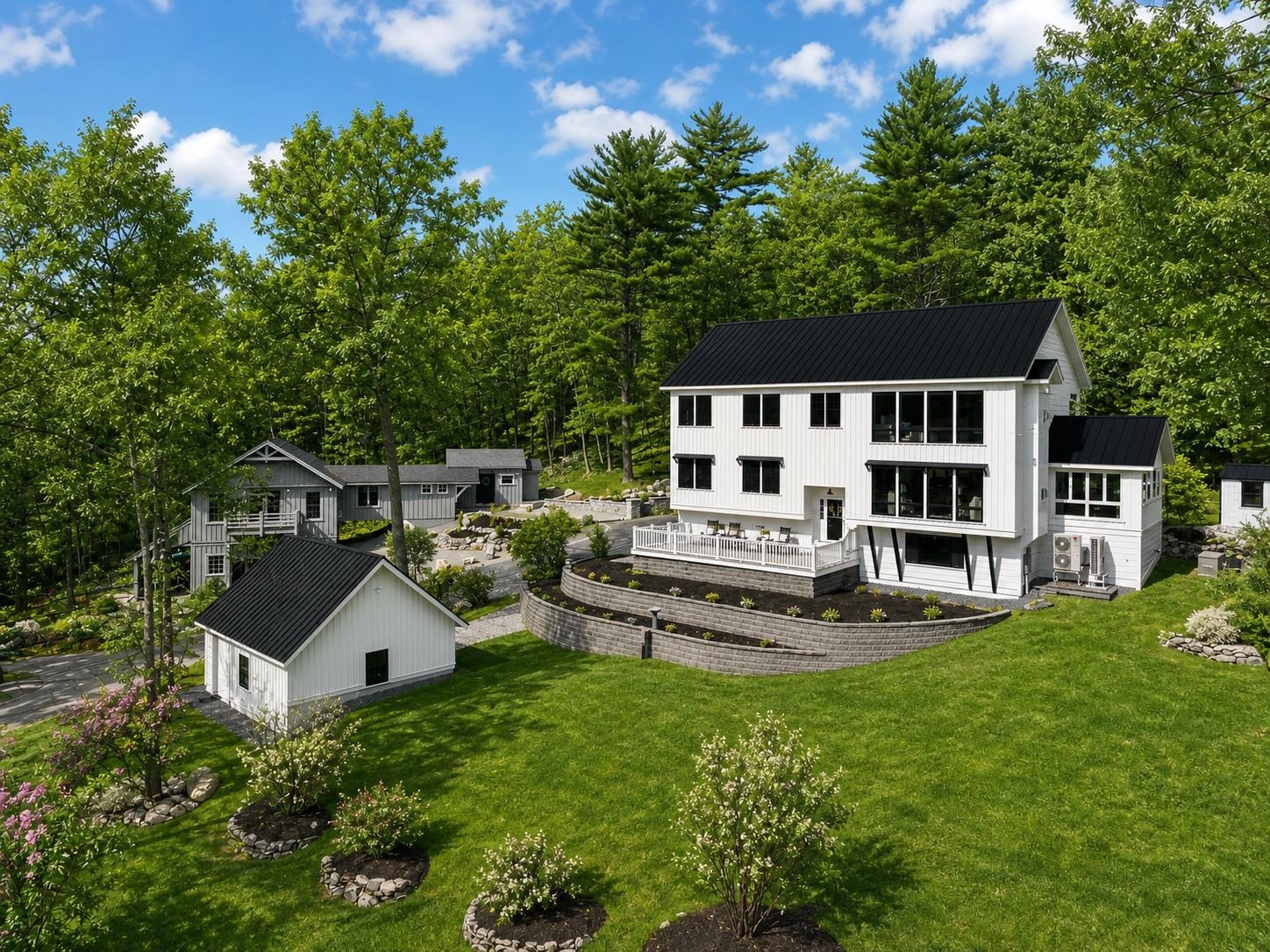 290 Trask Side Road Alton, NH 03810 - Photo 2 of 38