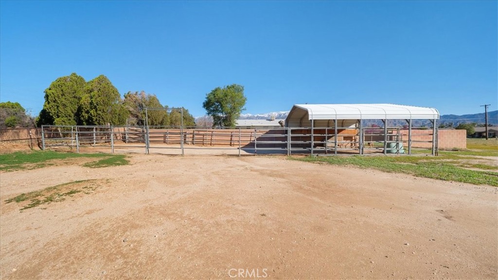 514 Victory Avenue Banning, CA 92220 - Photo 2 of 25