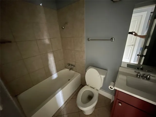 $995 | 1914 Hearthstone Drive, Unit A, Austin, TX 78758