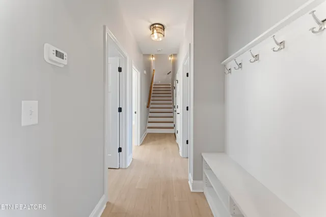 $734,900 | 826 Sophie Drive, Greenback, TN 37742