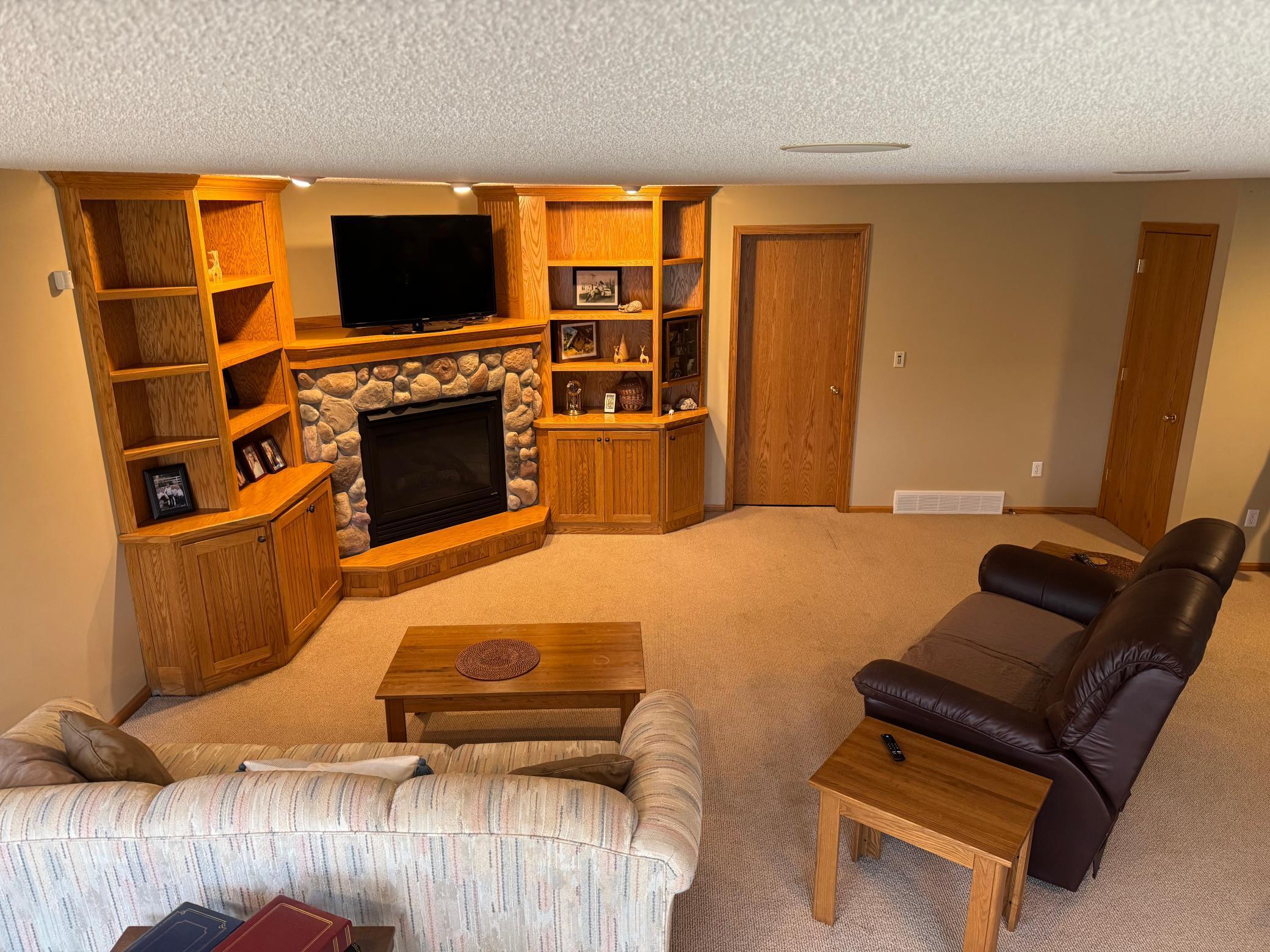 1940 Cherry Street Red Wing, MN 55066 - Photo 24 of 36