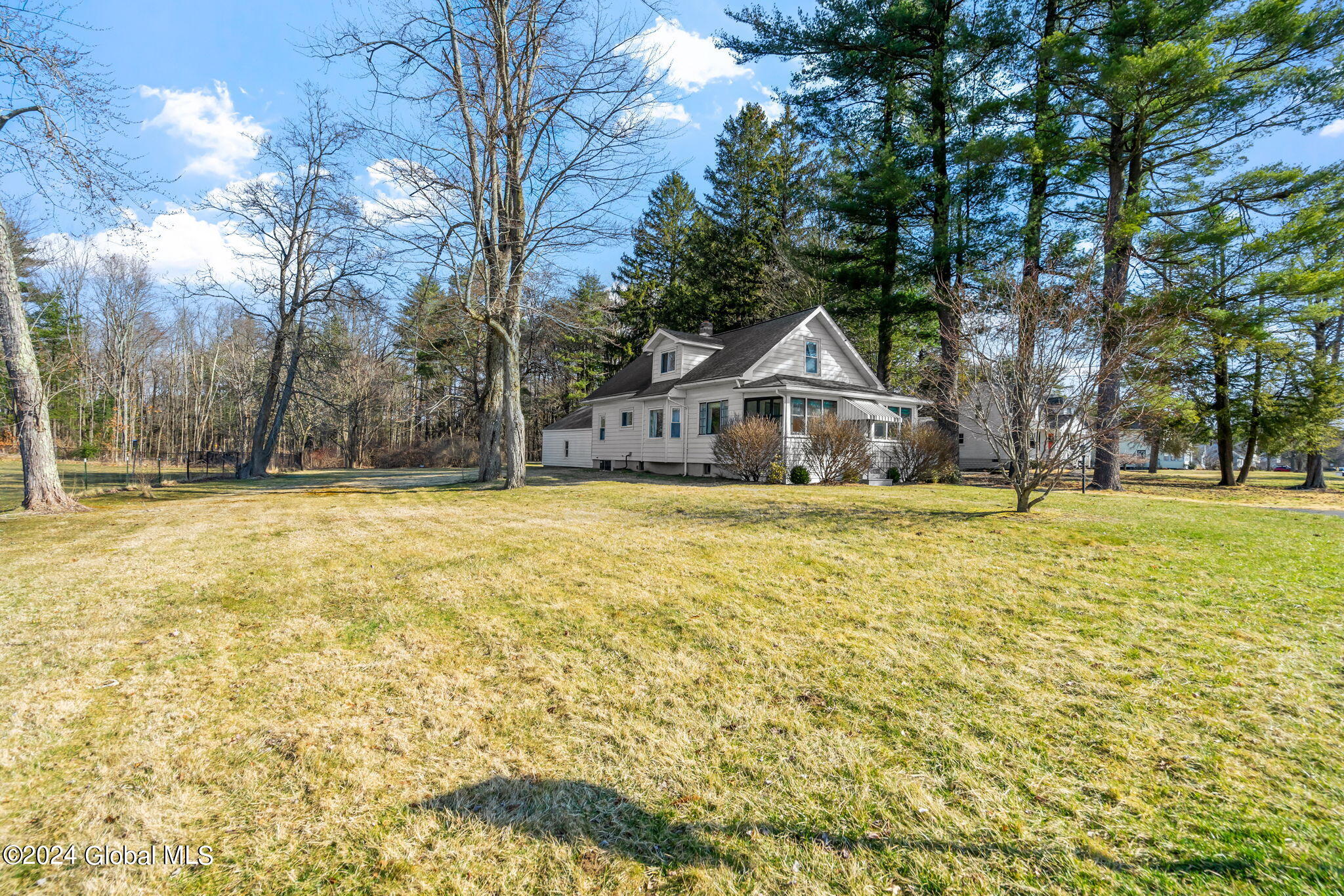 53 New Shaker Road Colonie, NY 12205 - Photo 1 of 38 1-Main House Pic