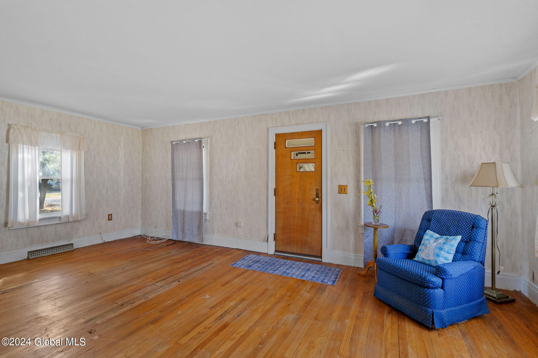 53 New Shaker Road Colonie, NY 12205 - Photo 15 of 38 Liv rm