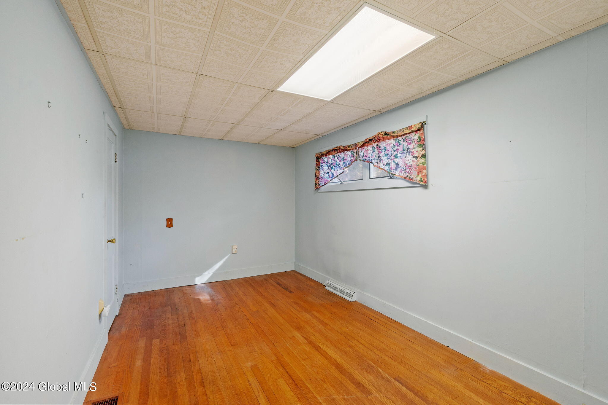 53 New Shaker Road Colonie, NY 12205 - Photo 19 of 38 1st FL BR-53-new-shaker-rd
