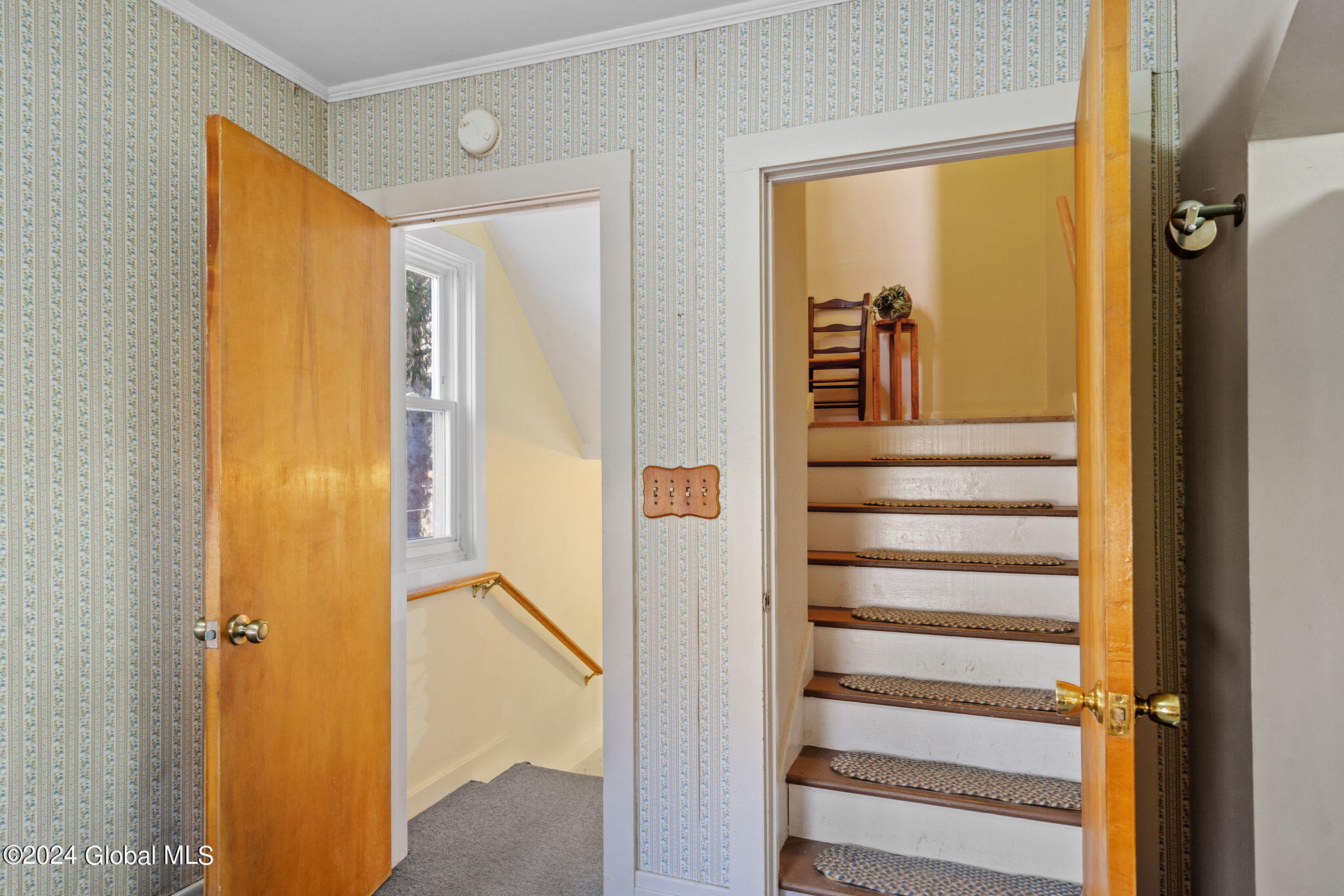 53 New Shaker Road Colonie, NY 12205 - Photo 6 of 38 2-53-new-shaker-rd