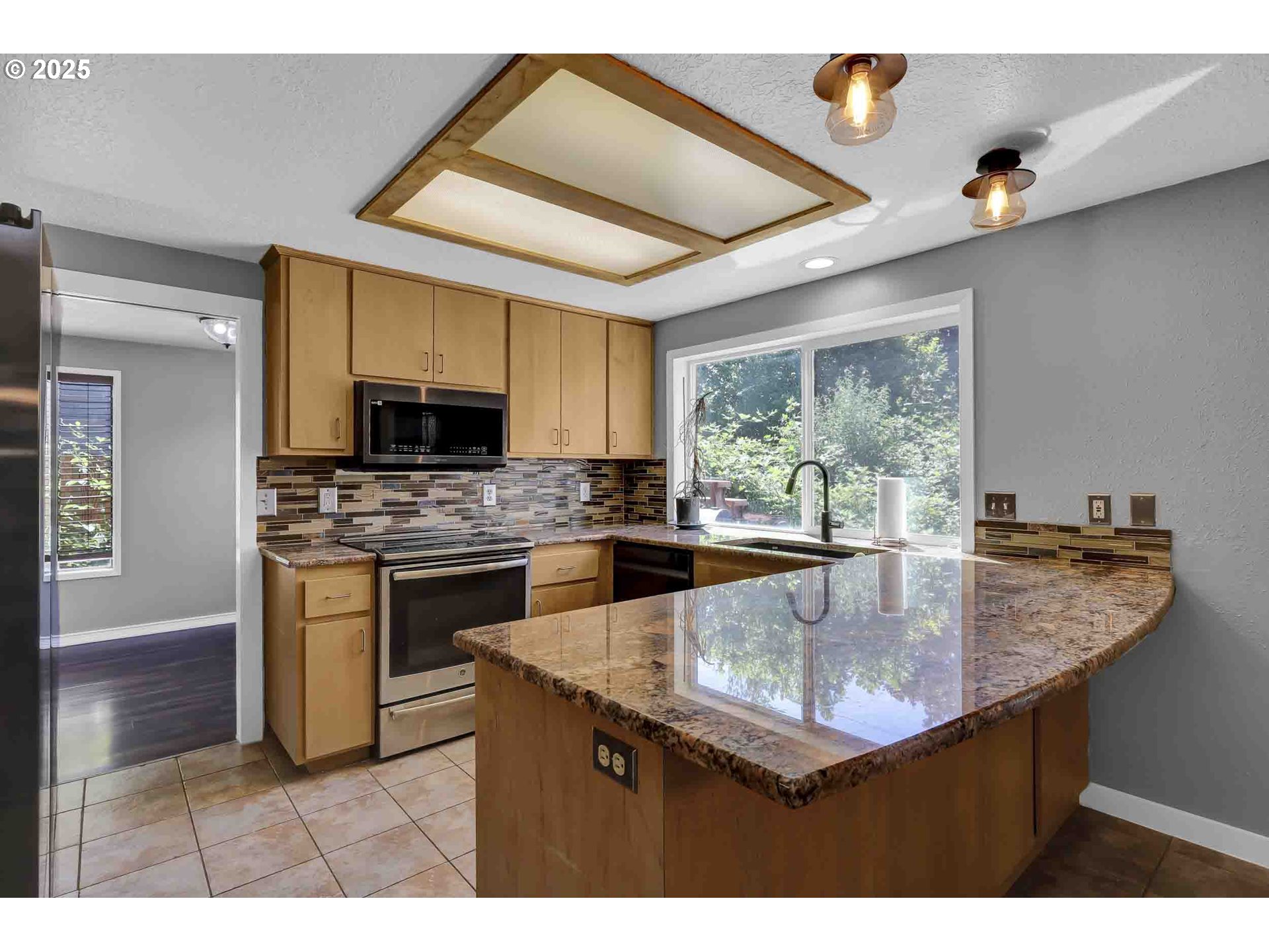 1168 Risden Place Eugene, OR 97404 - Photo 13 of 41 Gallery Image 13