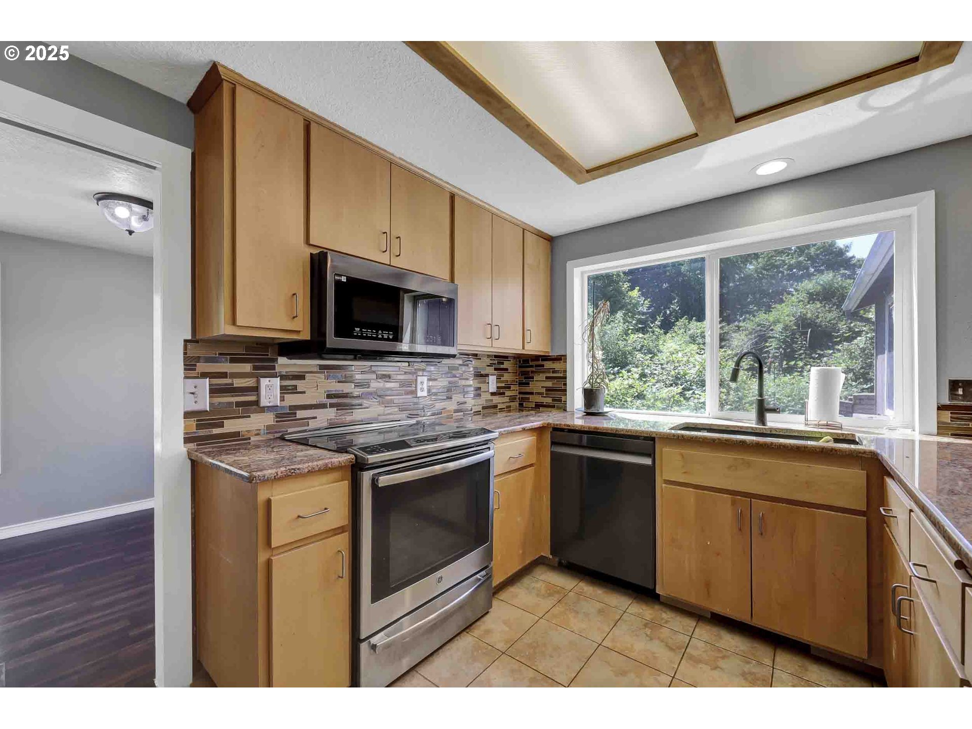 1168 Risden Place Eugene, OR 97404 - Photo 16 of 41 Gallery Image 16
