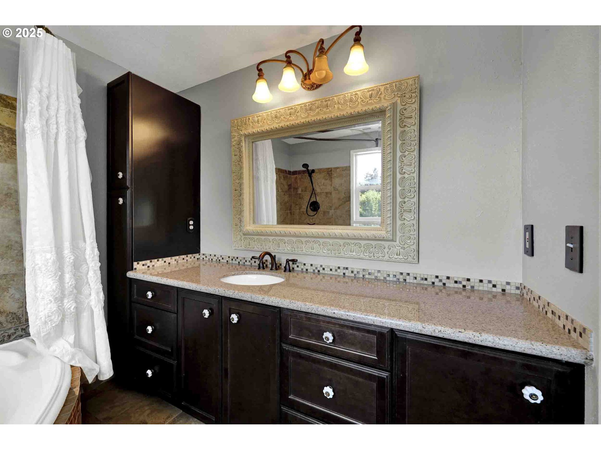 1168 Risden Place Eugene, OR 97404 - Photo 32 of 41 Gallery Image 32