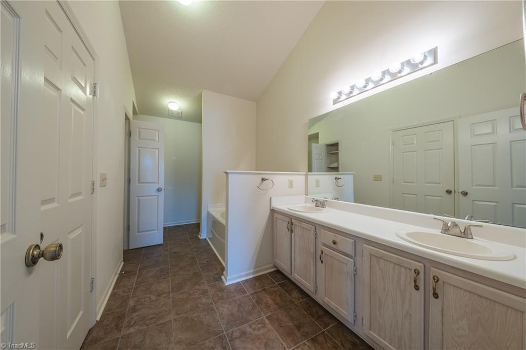 3973 Cobblestone Bend Drive High Point, NC 27265 - Photo 18 of 28