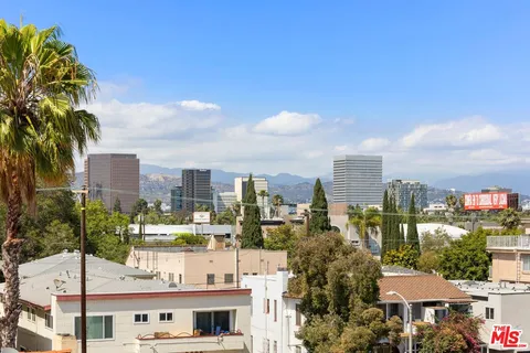 $1,049,000 | 8555 Cashio Street, Unit PH 4, Los Angeles, CA 90035