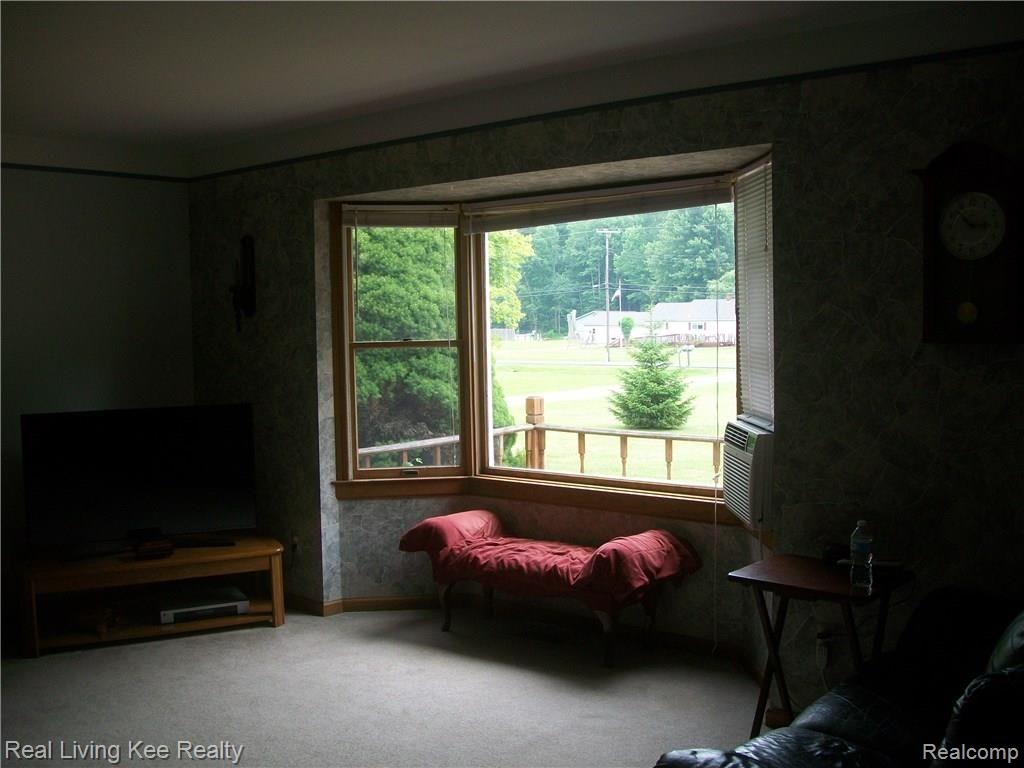 6558 Holland Road Algonac, MI 48001 - Photo 16 of 33 100_0932.JPG