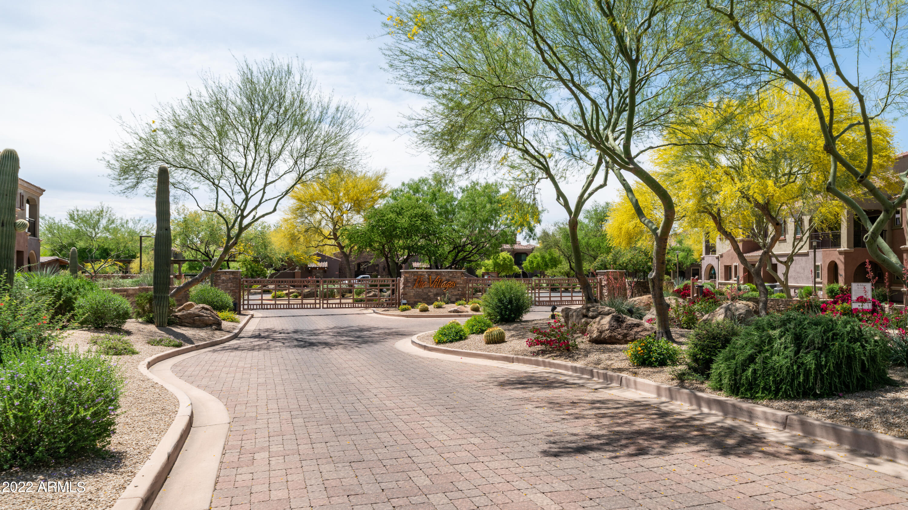 3935 East Rough Rider Road, Unit 1159 Phoenix, AZ 85050 - Photo 34 of 37 3935 E Rough Rider Unit 1159-37