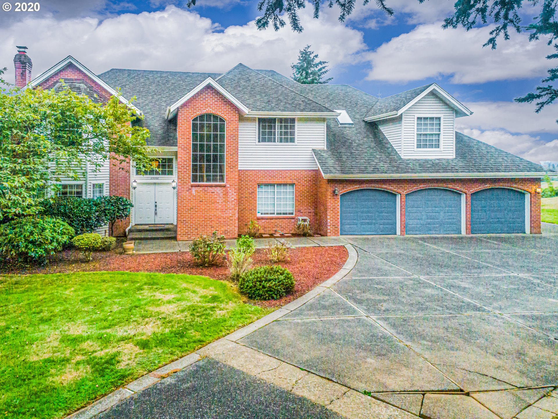 23002 Northeast Country View Circle Camas, WA 98607 - Photo 2 of 32 Gallery Image 2