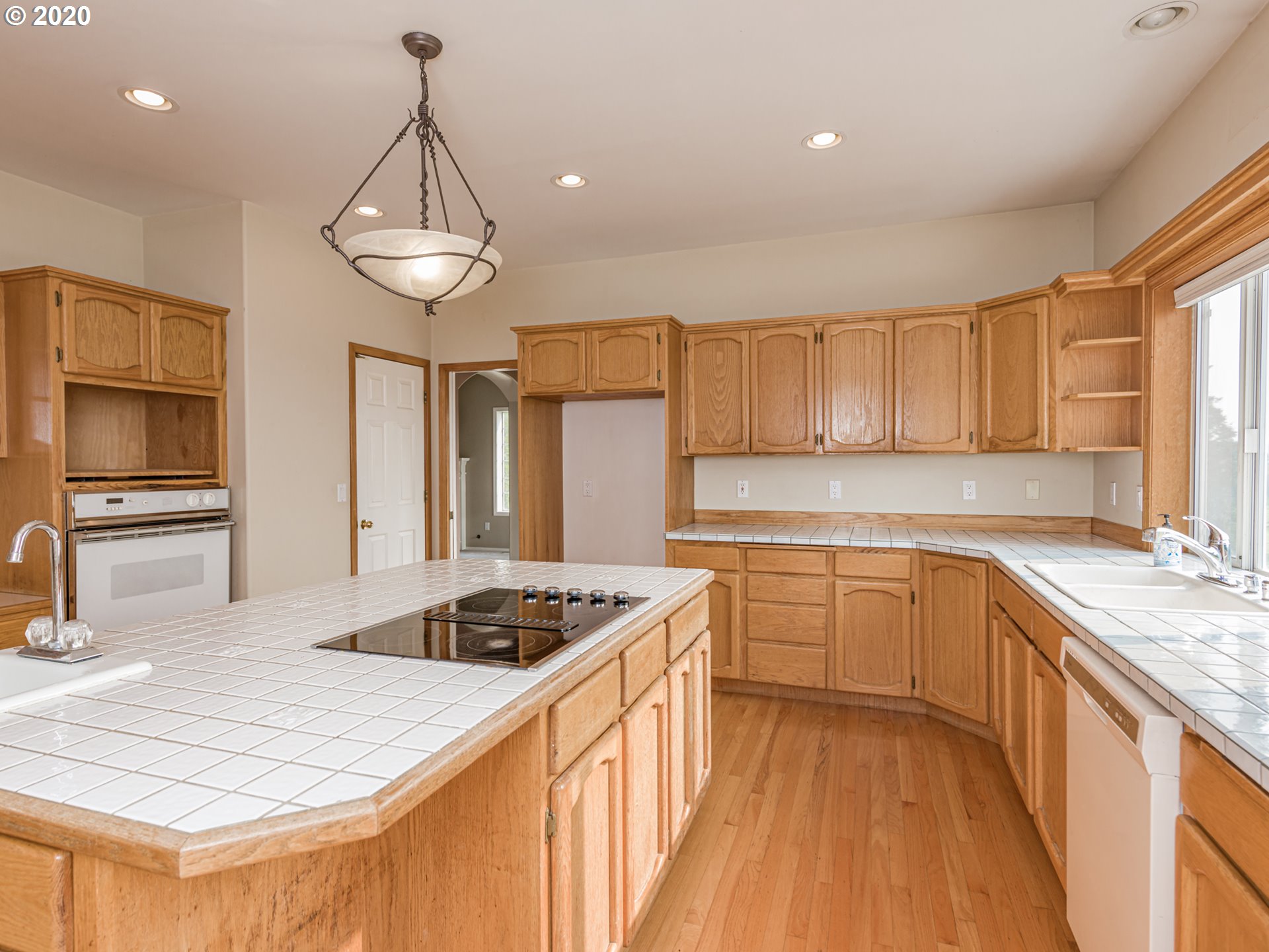 23002 Northeast Country View Circle Camas, WA 98607 - Photo 16 of 32 Gallery Image 16