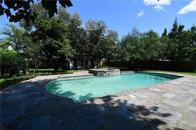 $534,999 | 6313 Tennyson Oaks Lane, Alexandria, LA 71301