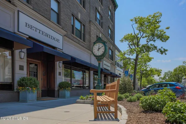 $4,500 | 111 Havemeyer Place, Unit CARRIAGE HOUSE, Greenwich, CT 06830