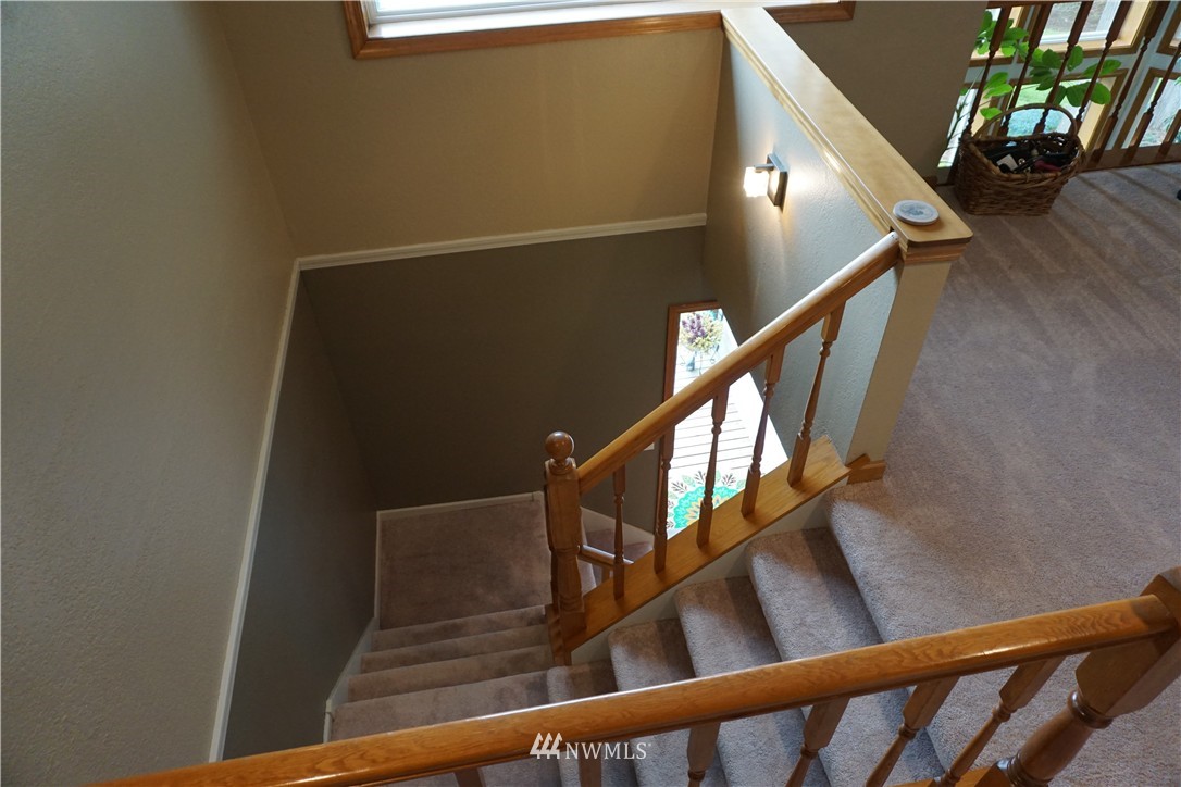 17813 Butler Road Snohomish, WA 98290 - Photo 12 of 23 a view of entryway