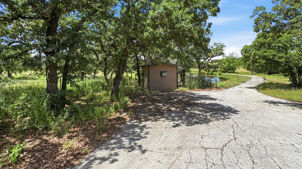 1665 Highway 380 Graham, TX 76450 - Photo 28 of 33