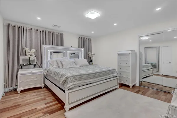 $949,000 | 26 Hilbert Street, Hempstead, NY 11550