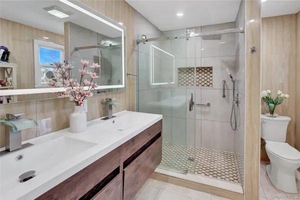 $949,000 | 26 Hilbert Street, Hempstead, NY 11550