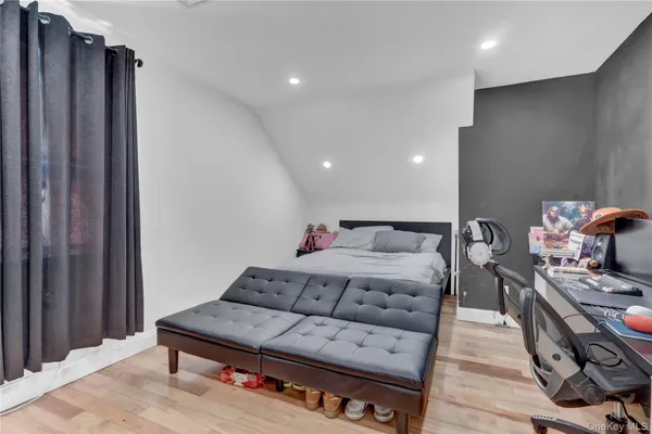 $949,000 | 26 Hilbert Street, Hempstead, NY 11550