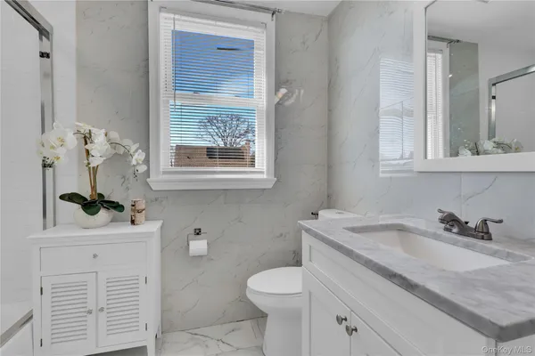 $949,000 | 26 Hilbert Street, Hempstead, NY 11550