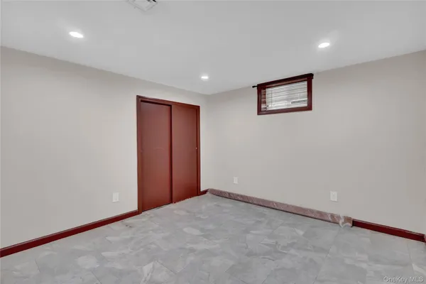 $949,000 | 26 Hilbert Street, Hempstead, NY 11550