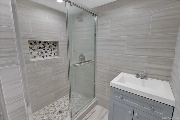 $949,000 | 26 Hilbert Street, Hempstead, NY 11550