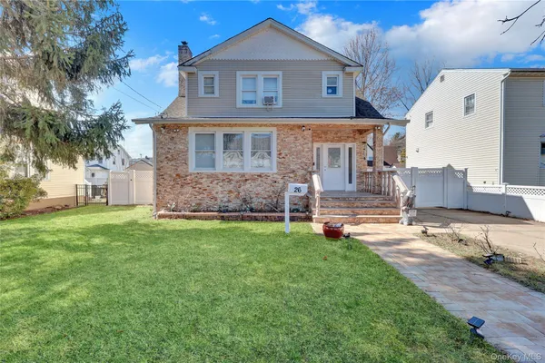$949,000 | 26 Hilbert Street, Hempstead, NY 11550