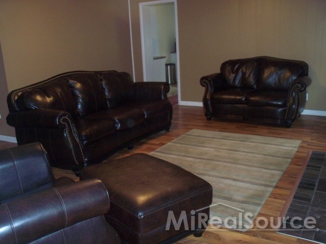 5347 Forester Road Carsonville, MI 48419 - Photo 5 of 22 31171034-4.JPG