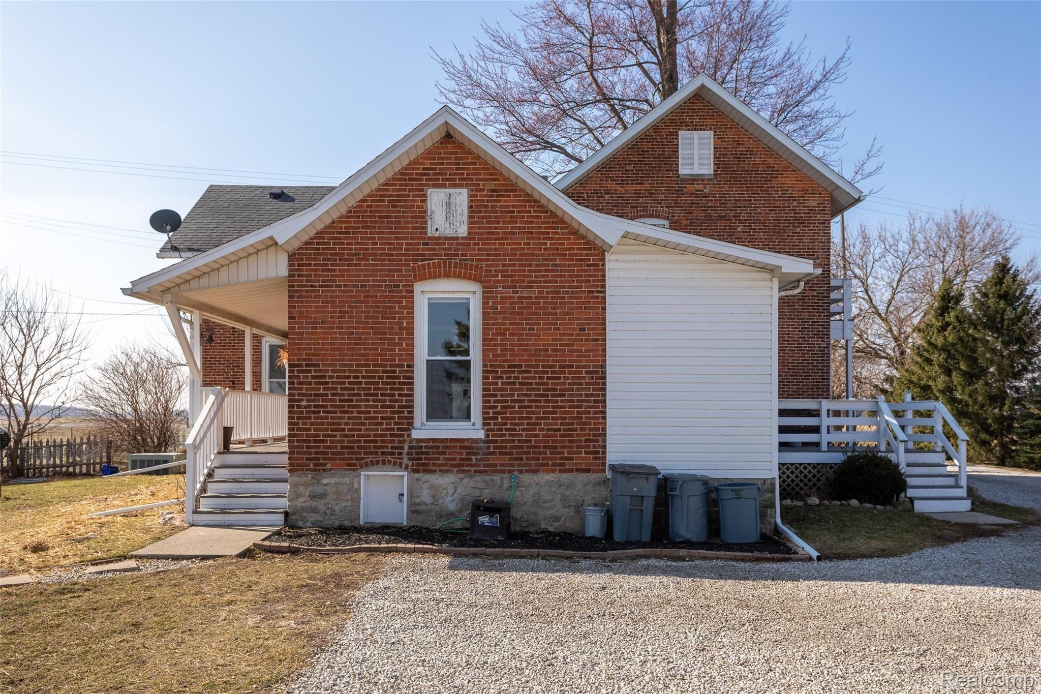 7400 South Custer Road Monroe, MI 48161 - Photo 22 of 26 S Custer-23.jpg