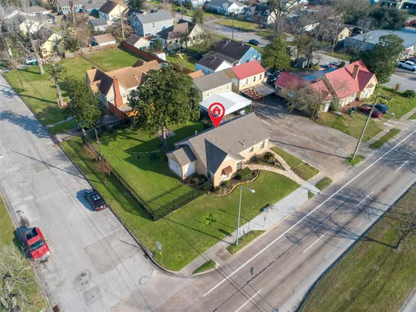 $2,100 | 5012 Irvington Boulevard, Houston, TX 77009