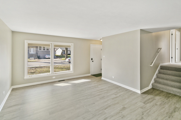 2706 Turtle Creek Drive Hazel Crest, IL 60429 - Photo 5 of 16