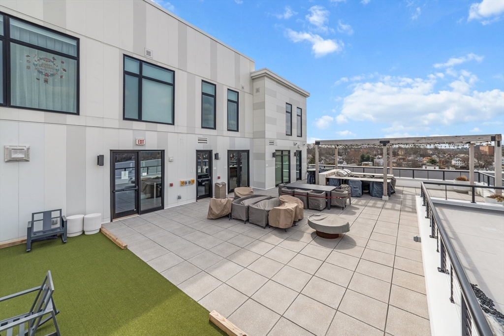 191 Washington Street, Unit 617 Boston, MA 02135 - Photo 36 of 41