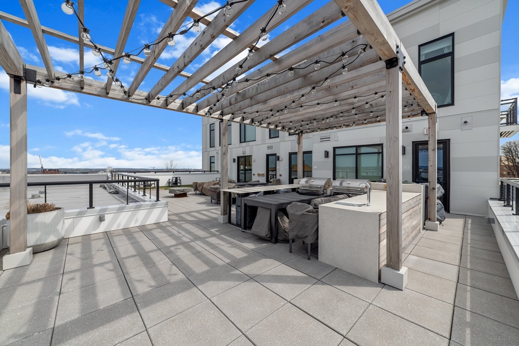 191 Washington Street, Unit 617 Boston, MA 02135 - Photo 39 of 41