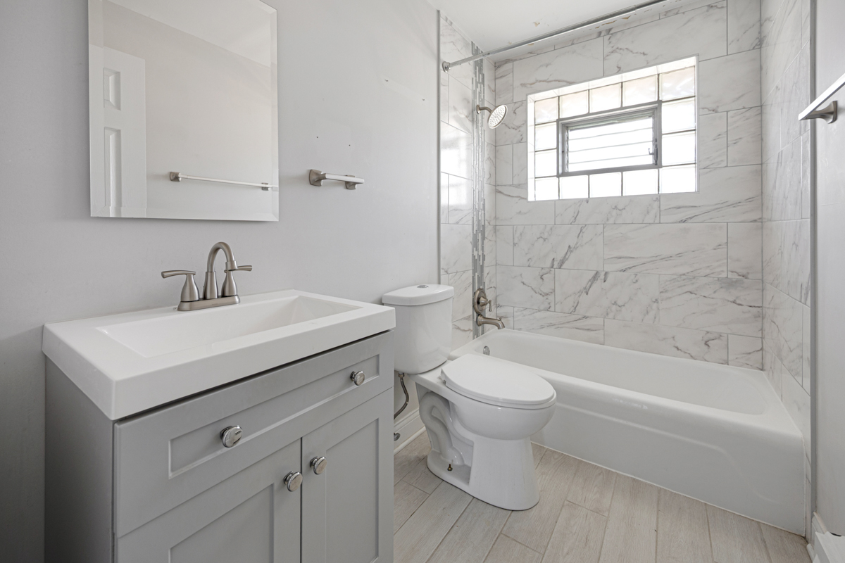 18318 Exchange Avenue, Unit 2F Lansing, IL 60438 - Photo 16 of 20