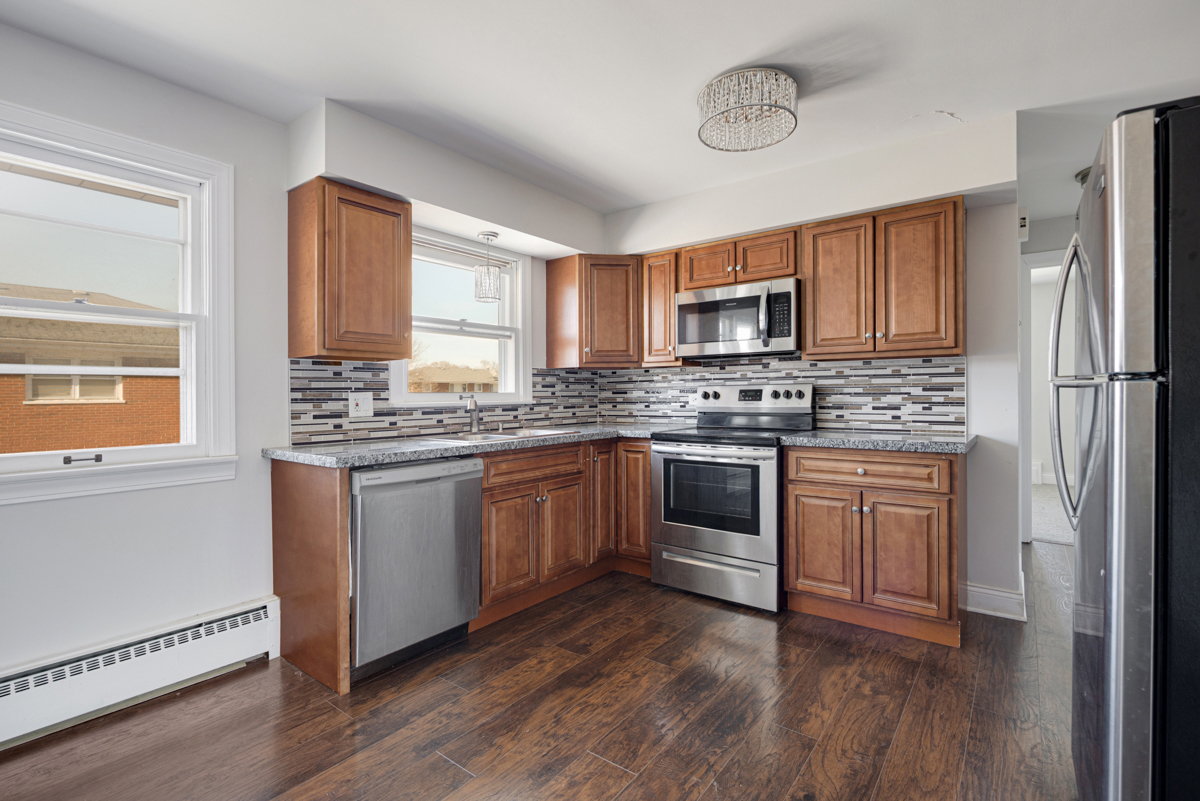 18318 Exchange Avenue, Unit 2F Lansing, IL 60438 - Photo 8 of 20