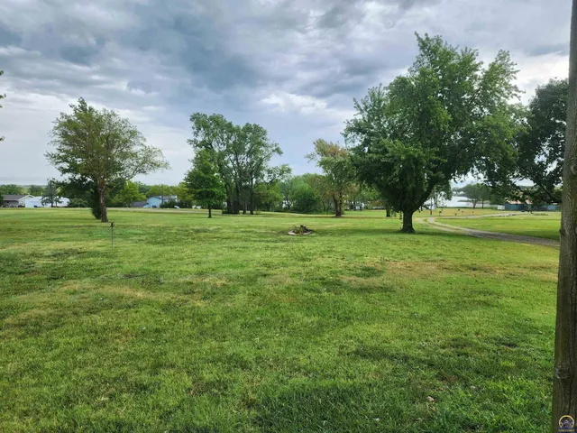 $52,500 | 80 Eureka Lake Road, Eureka, KS 67045