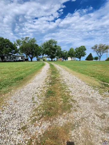 $52,500 | 80 Eureka Lake Road, Eureka, KS 67045