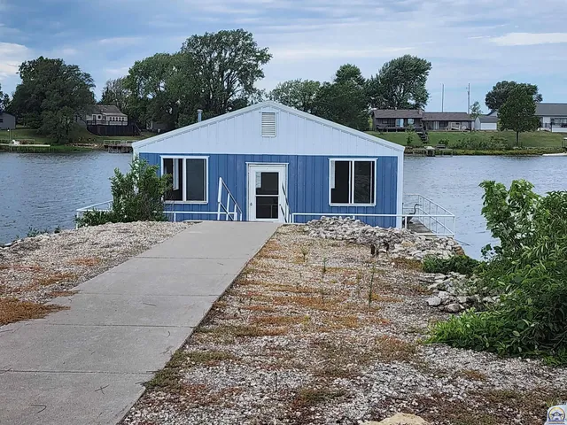 $52,500 | 80 Eureka Lake Road, Eureka, KS 67045