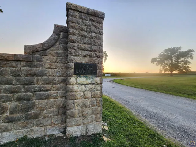 $52,500 | 80 Eureka Lake Road, Eureka, KS 67045