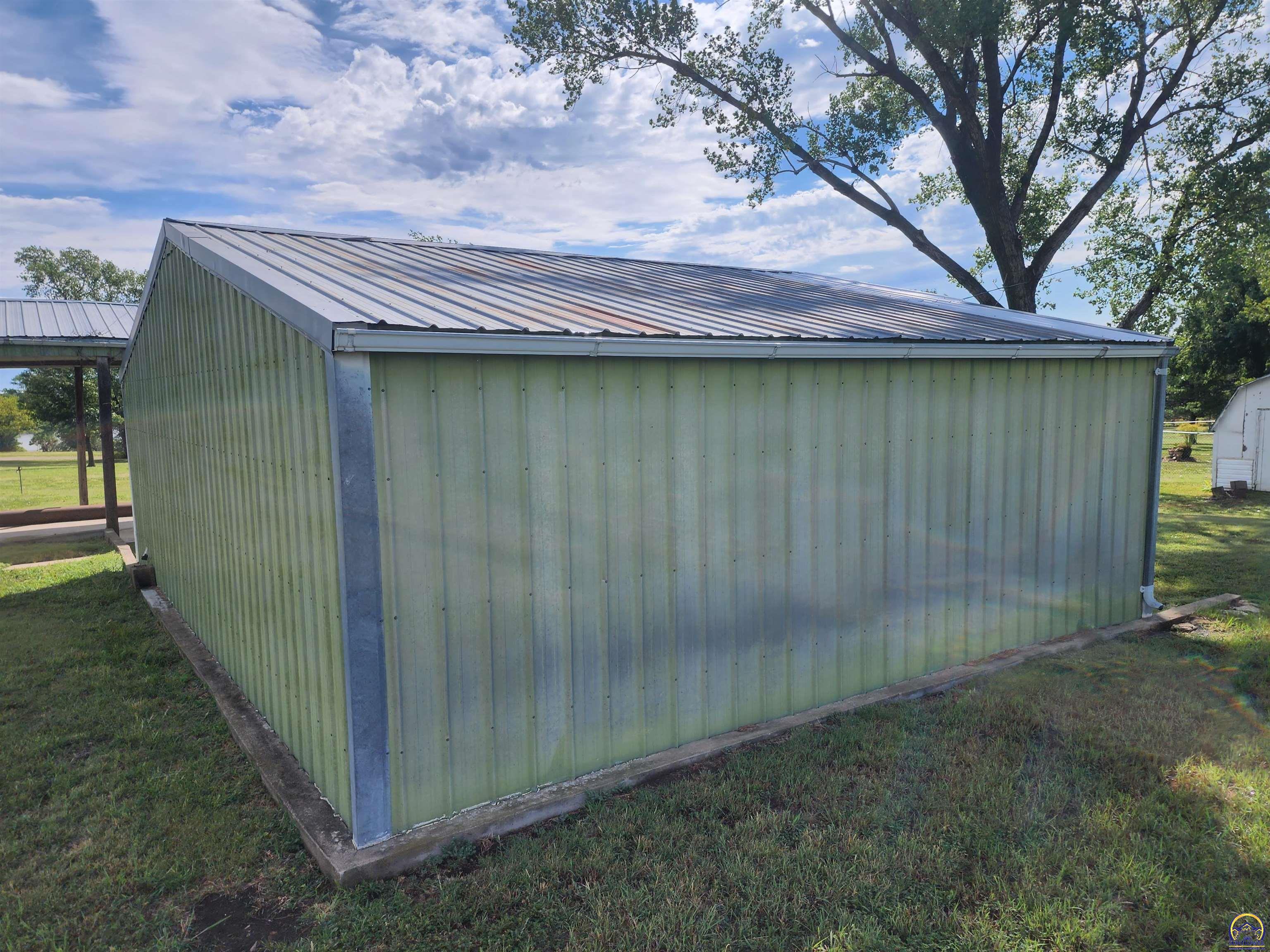 80 Eureka Lake Road Eureka, KS 67045 - Photo 6 of 48