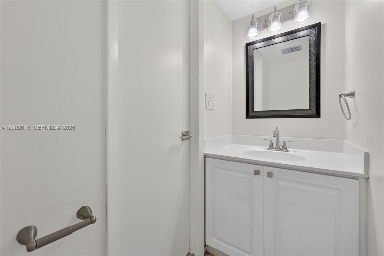5555 Ludlam Road, Unit 23 South Miami, FL 33155 - Photo 12 of 24