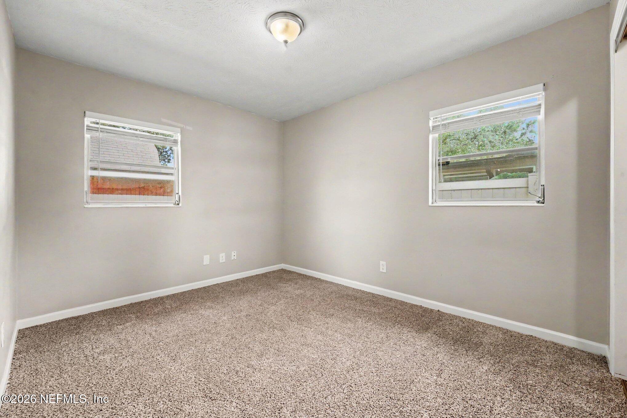 1456 Danbury Road Jacksonville, FL 32205 - Photo 12 of 15 012_file_4651