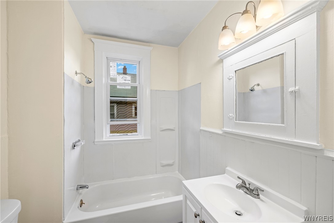 688 Riley Street Buffalo, NY 14211 - Photo 22 of 34 Gallery Image 22