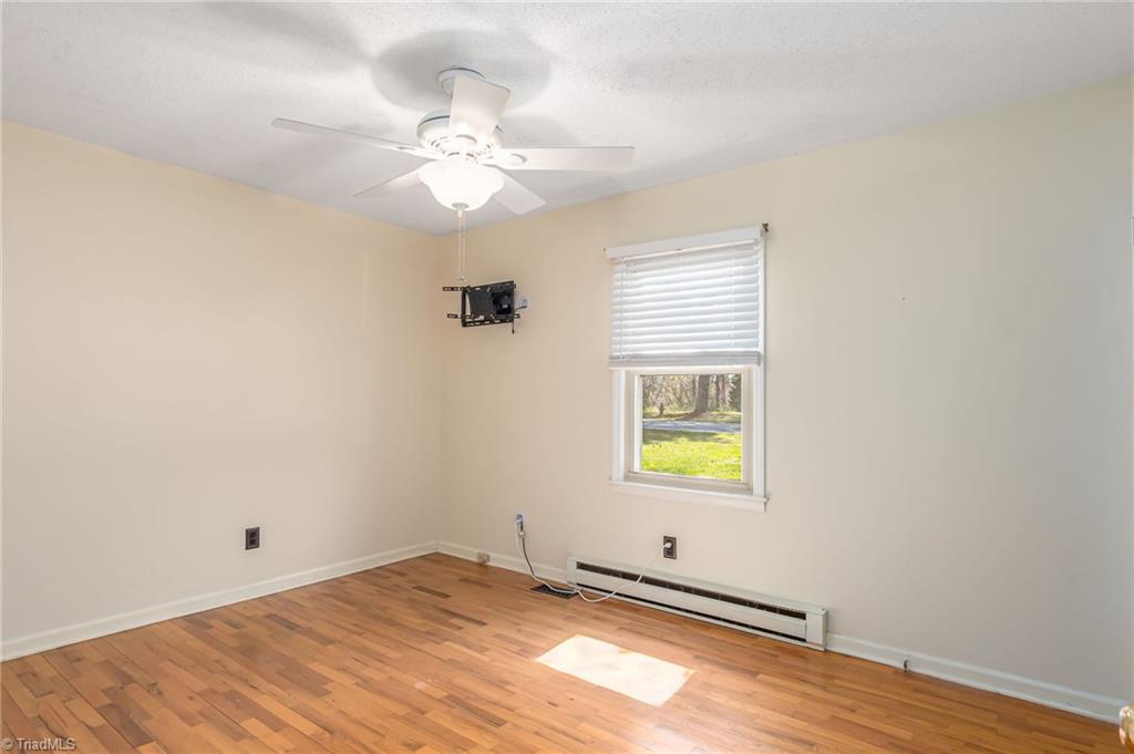 610 Cedarbrook Road Jonesville, NC 28642 - Photo 8 of 19 Gallery Image 8