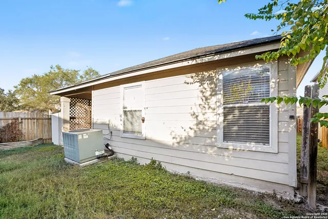 $215,000 | 8840 Staghorn, Converse, TX 78109