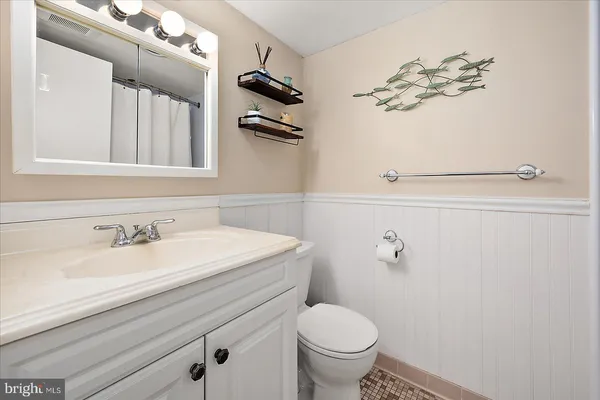 $525,000 | 11000 Coastal Highway, Unit 403, Ocean City, MD 21842