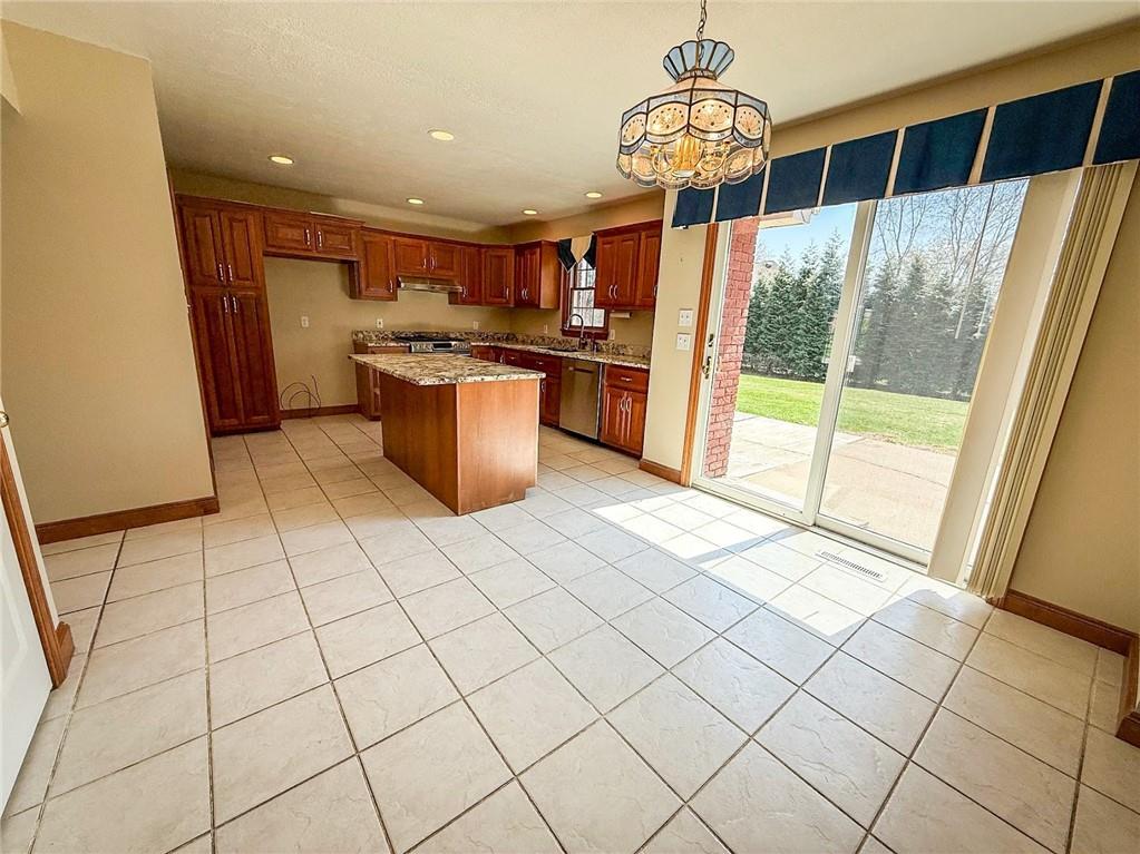 213 Seminole Trail Butler, PA 16001 - Photo 10 of 48