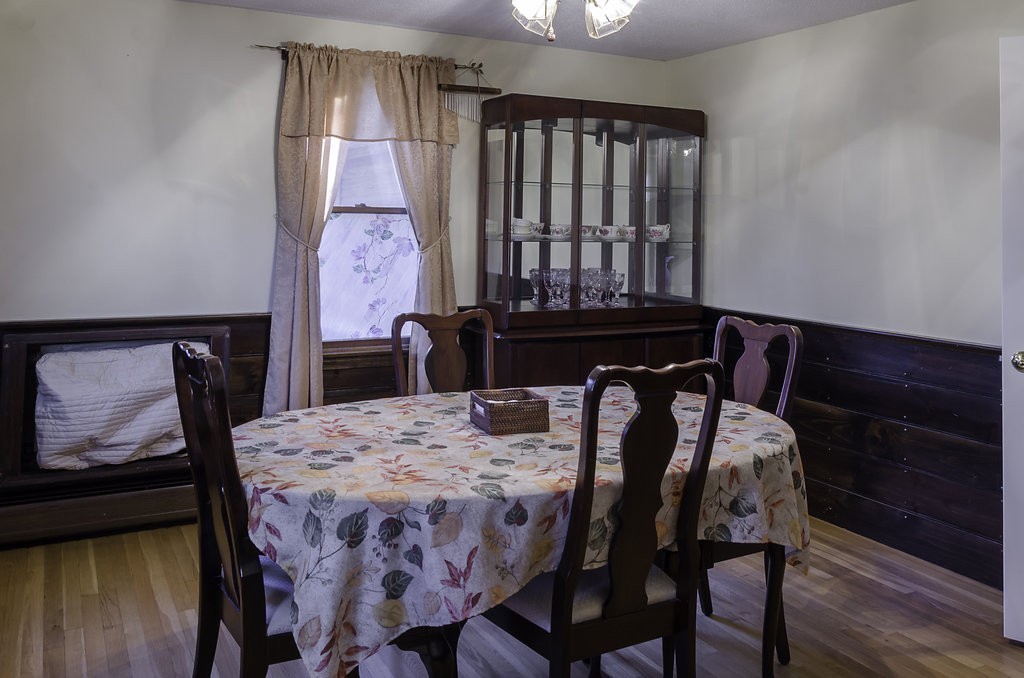 45 Sarah Sherman Road Rochester, MA 02770 - Photo 5 of 25 a view of a dining room with furniture and window
